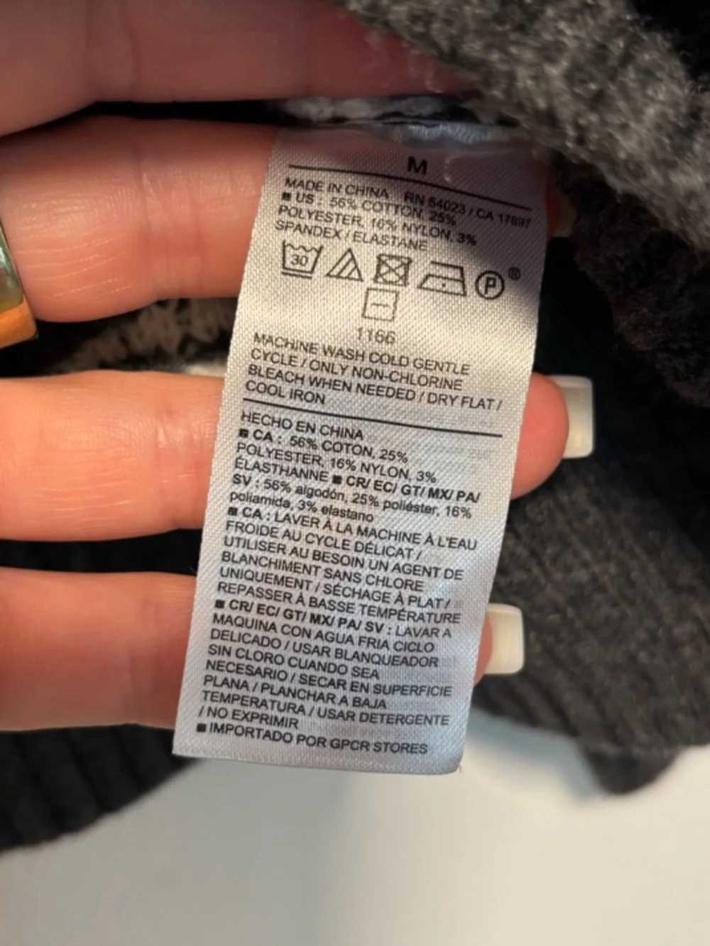 NWT Old Navy SoSoft Bear Fair Isle Sweater Size M